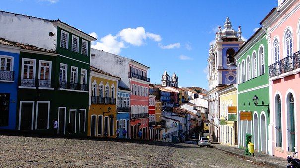 rua de cidade na Bahia